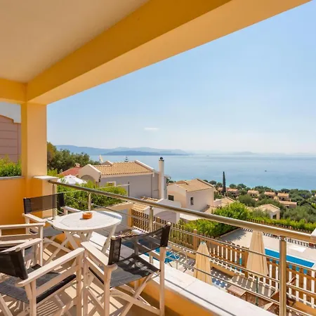 Villa Sequoia Yellow *