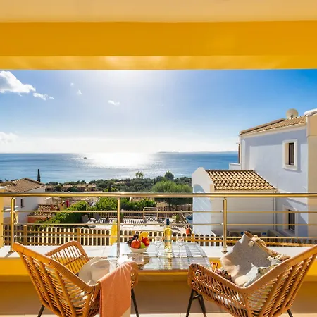 Sequoia Yellow Vila Barbati