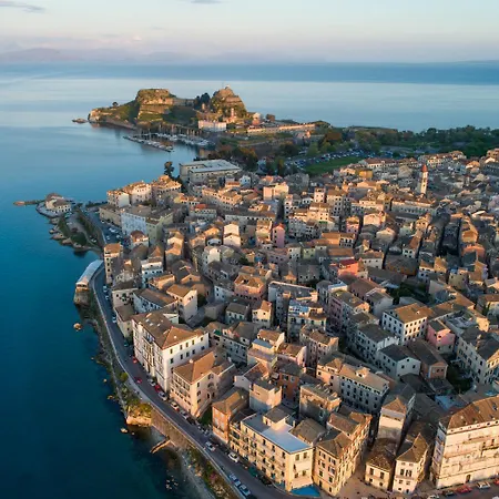 Sequoia Yellow Vila *