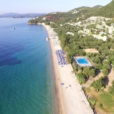 Sequoia Yellow Villa *